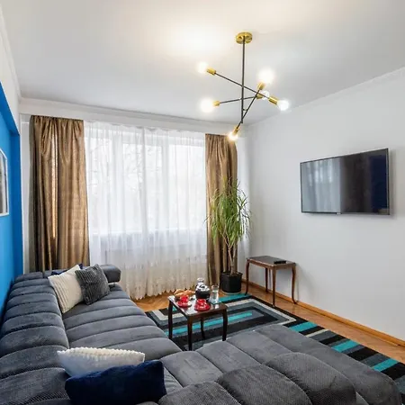 Modern & Stylish Excellent Location Superhost *