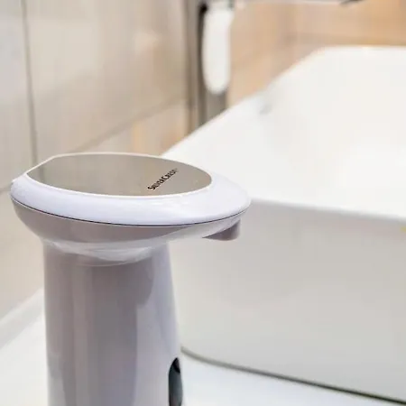 1br Walk To & Old Town Sol * Constanta