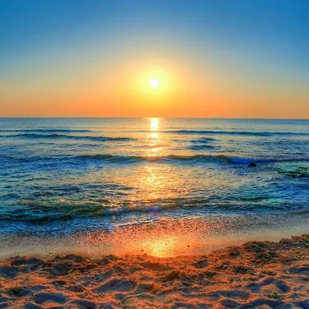 1br Walk To & Old Town Sol Διαμέρισμα Κονστάντζα