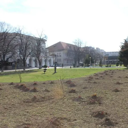 1br Walk To & Old Town Sol Constanta