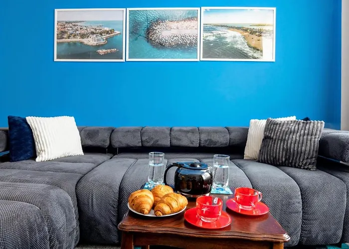 Solis T - Cosy Central Apt Walk To Beach & Caffes Apartment *