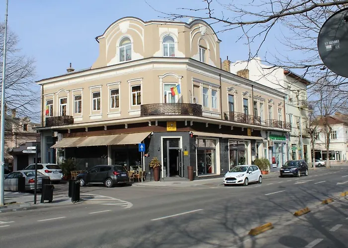 Solis T - Cosy Central Apt Walk To Beach & Caffes * Constanta